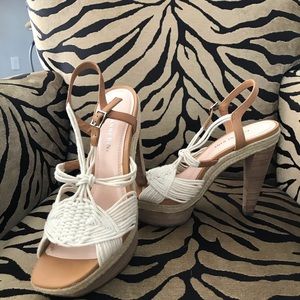 Cute wood platform macrame heels (Boho)